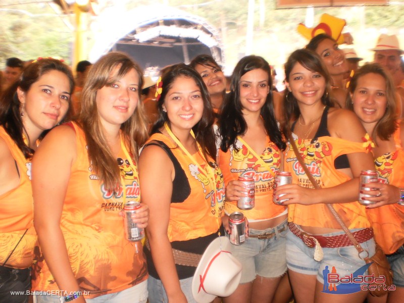 Balada: Fotos do Bloco da Praia no Carnaval de Ouro Preto / MG com a presena de MR CATRA, MOLEJO e DJ CLIO NEGRO
