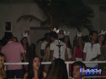 Balada: Fotos de Sexta-feira feriado, na Punto Disco Lounge