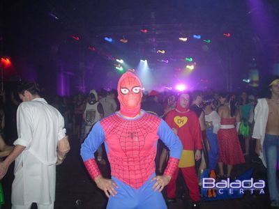 Balada: Fotos de S�bado na Mega Fantasie
