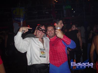 Balada: Fotos de S�bado na Mega Fantasie