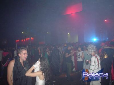 Balada: Fotos de S�bado na Mega Fantasie