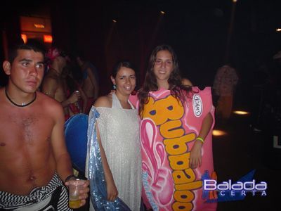 Balada: Fotos de S�bado na Mega Fantasie