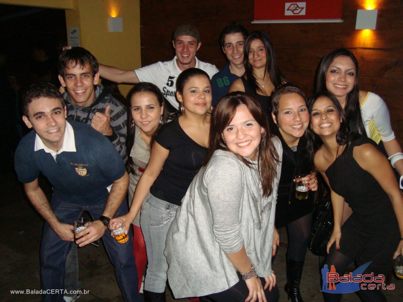 Balada: Fotos de sbado no Bar Camar em So Paulo/SP