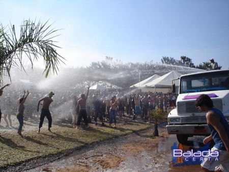 Balada: Fotos da Rave Xxxperience em Campinas no Hotel Fazenda 4 Esta��es