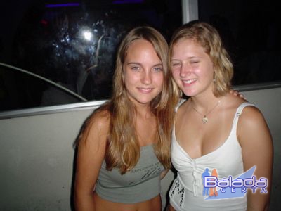 Balada: Fotos de s�bado na Ibiza