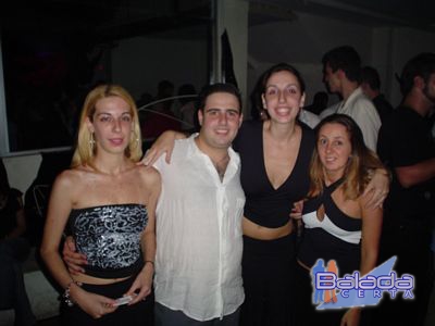 Balada: Fotos de s�bado na Ibiza