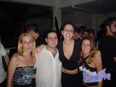 Balada: Fotos de s�bado na Ibiza