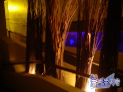 Balada: Fotos de sexta-feira na Ibiza
