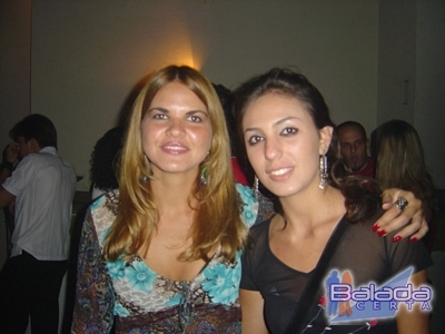 Balada: Fotos de sexta-feira na Ibiza