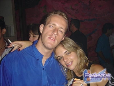 Balada: Fotos de sexta-feira na Ibiza
