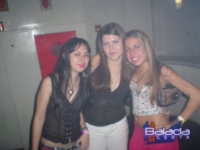 Balada: Fotos de Sexta-feira na Ibiza