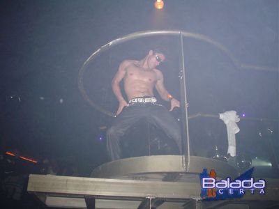 Balada: Fotos de Sexta-feira na Ibiza