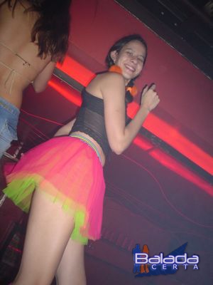 Balada: Fotos de Sexta-feira na Ibiza