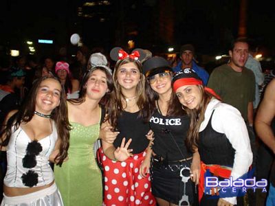 Balada: Fotos de Sexta no Avelinos SP