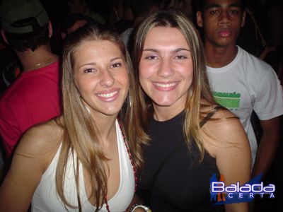 Balada: Fotos de Sexta-feira no Avelinos SP