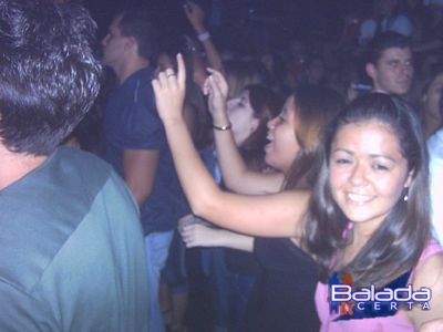 Balada: Fotos de Sexta-feira no Avelinos SP