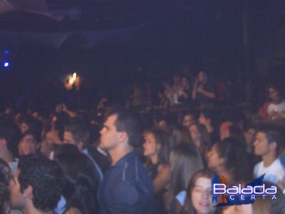 Balada: Fotos de Sexta-feira no Avelinos SP