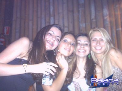 Balada: Fotos de Sexta-feira no Avelinos SP