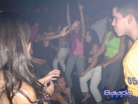 Balada: Fotos de S�bado na e-muzik