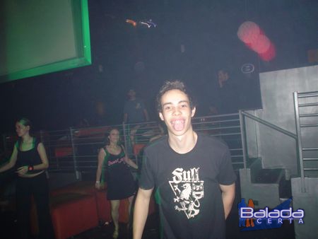 Balada: Fotos de S�bado no anivers�rio do Dj Breder na e-muzik