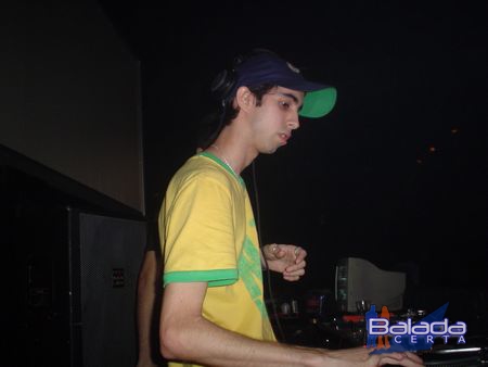 Balada: Fotos de S�bado no anivers�rio do Dj Breder na e-muzik
