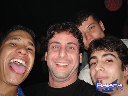 Balada: Fotos de S�bado no anivers�rio do Dj Breder na e-muzik