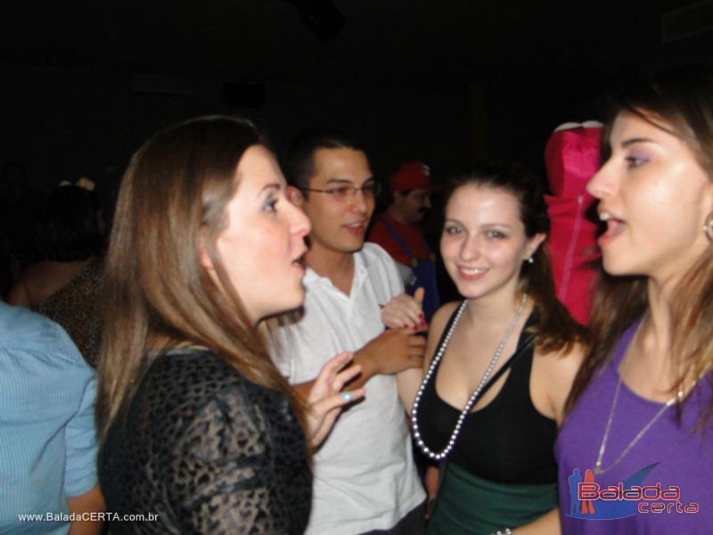 Balada: Fotos da festa a fantasia no �bano em S�o Paulo/SP