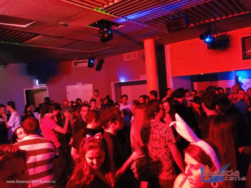 Balada: Fotos da festa a fantasia no �bano em S�o Paulo/SP
