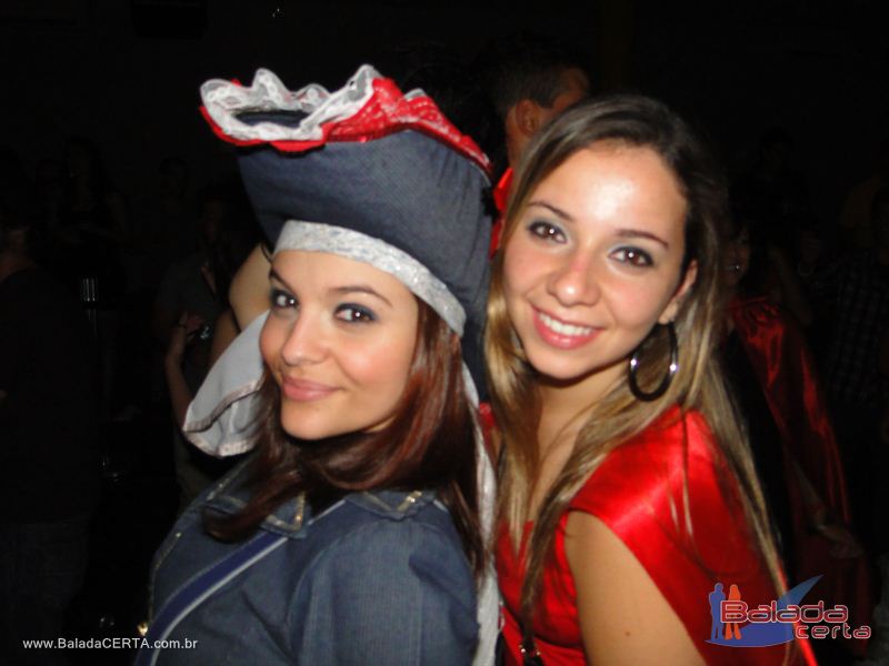 Balada: Fotos da festa a fantasia no �bano em S�o Paulo/SP
