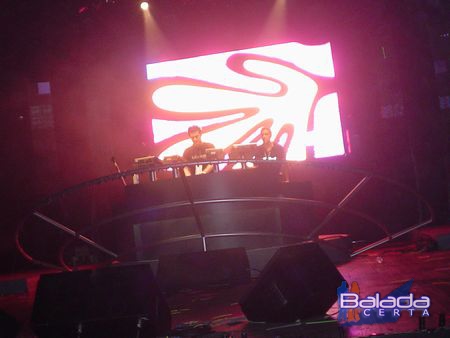 Balada: Fotos de Sexta-feira no Planet Pop Festival 2005