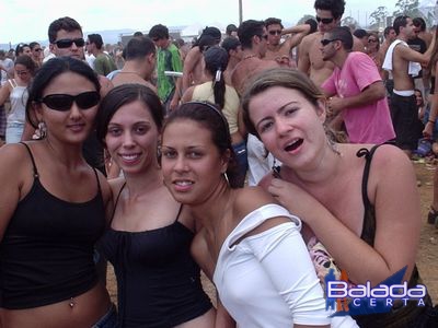Balada: Fotos de S�bado e Domingo na Rave Injoy