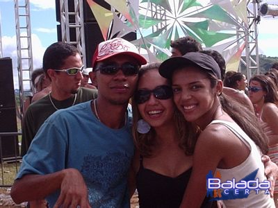 Balada: Fotos de S�bado e Domingo na Rave Injoy