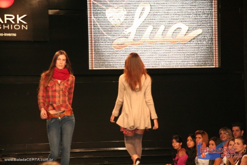 Balada: Fotos de quinta-feira na Claro Park Fashion em Bras�lia/DF