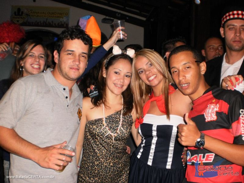 Balada: Fotos da festa a fantasia na Rep�blica Chaparral em Ouro Preto/MG