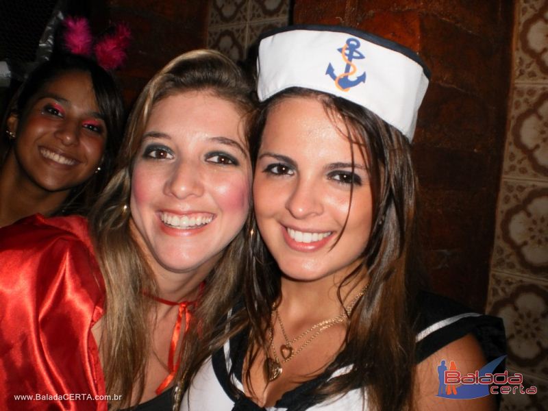 Balada: Fotos da festa a fantasia na Rep�blica Chaparral em Ouro Preto/MG