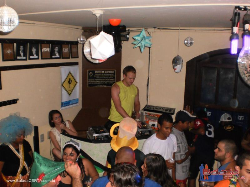 Balada: Fotos da festa a fantasia na Rep�blica Chaparral em Ouro Preto/MG