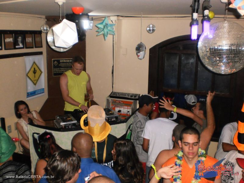 Balada: Fotos da festa a fantasia na Rep�blica Chaparral em Ouro Preto/MG