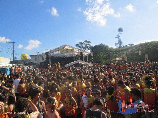 Balada: Show com a Banda Asa, Show do Naldo e presena de DJ Nero no Bloco da Ladera no Carnaval 2013 em Ouro Preto / MG