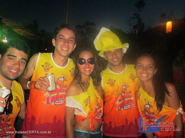 Balada: Show com a Banda Asa, Show do Naldo e presen�a de DJ Nero no Bloco da Ladera no Carnaval 2013 em Ouro Preto / MG