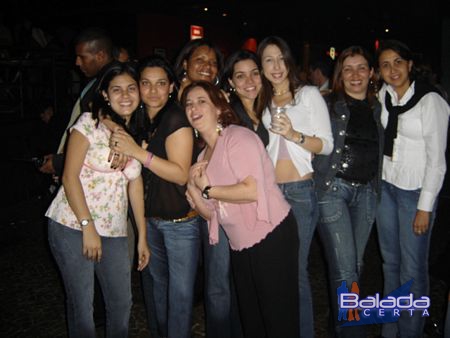 Balada: Fotos do aniversrio de Flvio e rica no Armazm da Vila