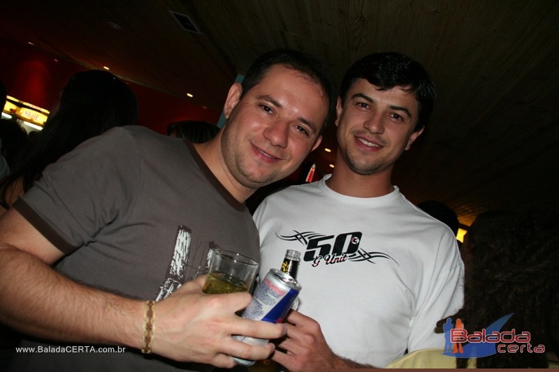 Balada: Fotos de quinta-feira na PoiZ� em �guas Claras/DF