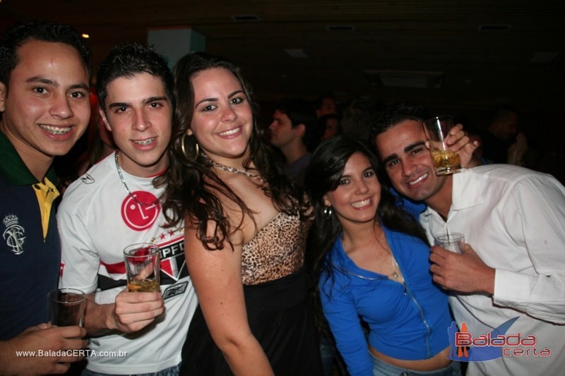 Balada: Fotos de quinta-feira na PoiZ� em �guas Claras/DF