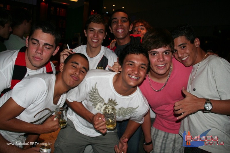 Balada: Fotos de domingo no Nana Bar em �guas Claras - DF
