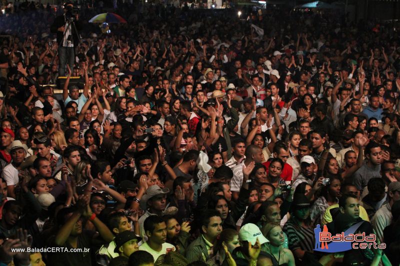 Balada: Braslia Rodeio Show - Parque Leo - DF