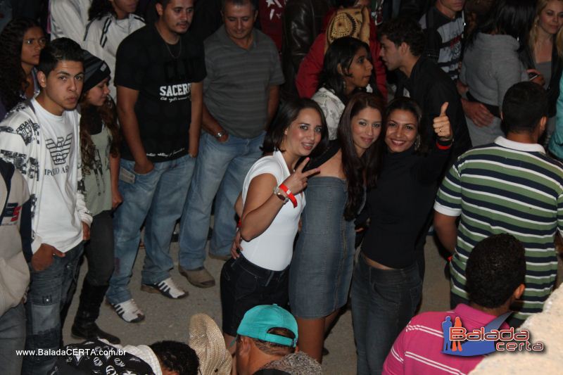 Balada: Braslia Rodeio Show - Parque Leo - DF