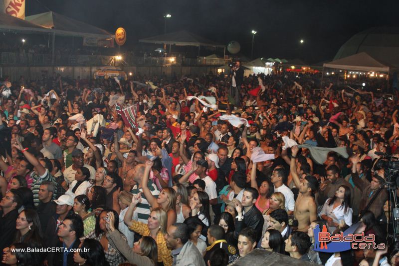 Balada: Braslia Rodeio Show - Parque Leo - DF