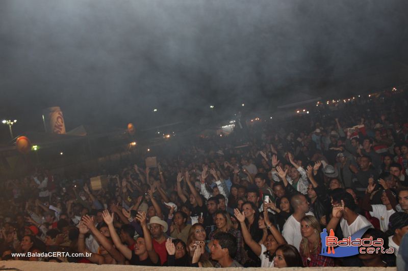 Balada: Braslia Rodeio Show - Parque Leo - DF