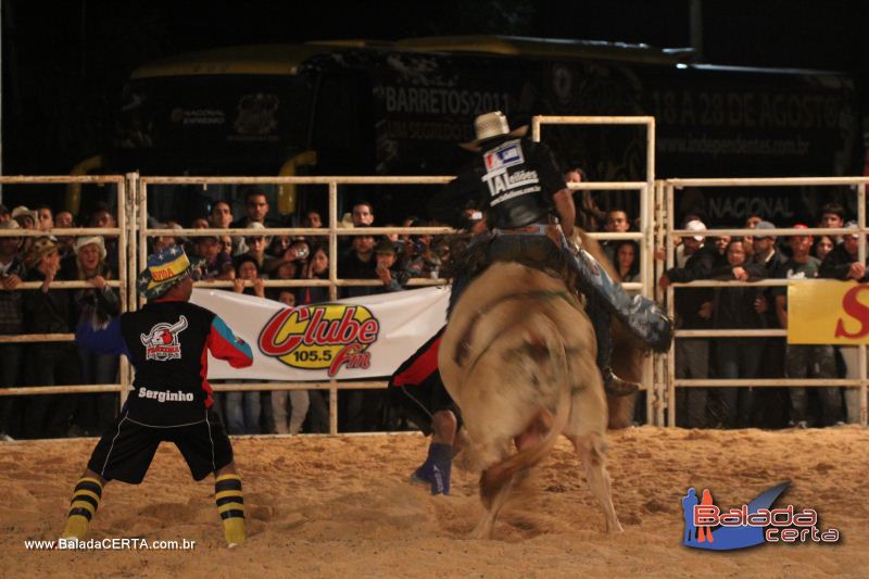 Balada: Braslia Rodeio Show - Parque Leo - DF