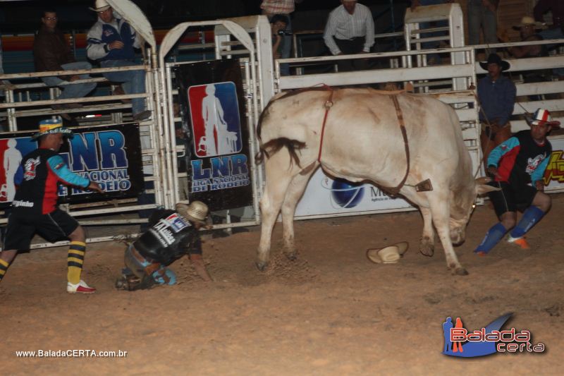 Balada: Braslia Rodeio Show - Parque Leo - DF