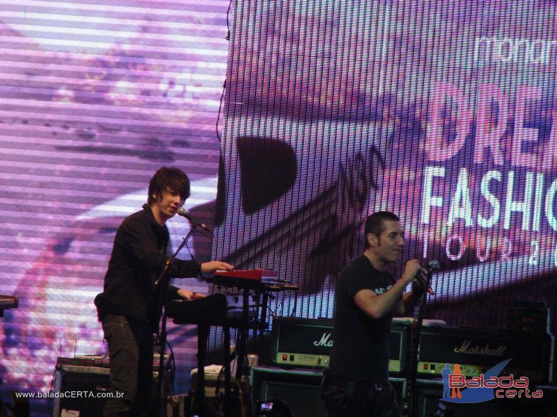 Balada: Monange Dream Fashion Tour 2011